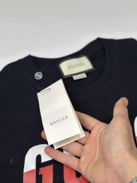 Продаим Футболку  Gucci T-Shirt Drill