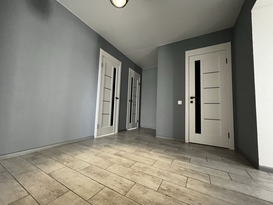 Продаж будинку. Дюплекс. Луначарка.