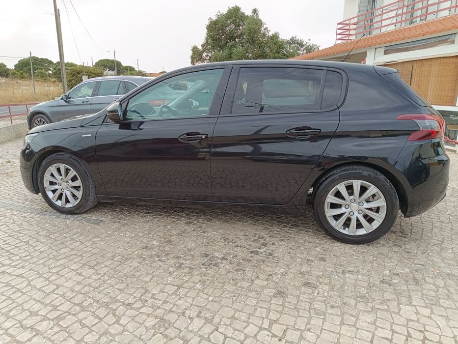 Peugeot 308 — fotografia 3
