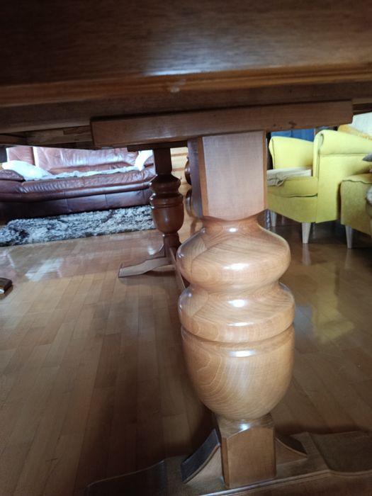 Sprzedam stół drewniany