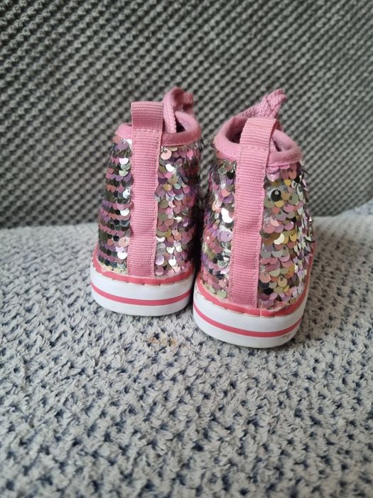 Trampki Laura Ashley rozm.25,5  dł.16cm Cekiny wiązane