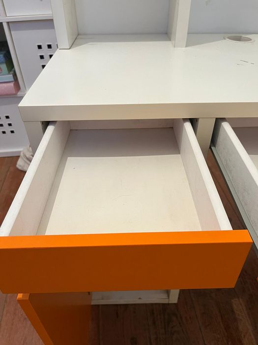 Secretária de Criança