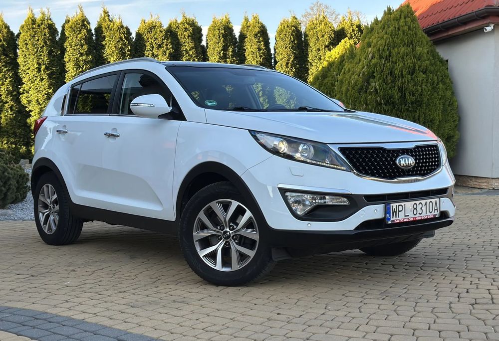 Kia Sportage OKAZJA Kia SPORTAGE 1.6 benzyna KAMERA Navi  XENON FUL Zarejestrowany