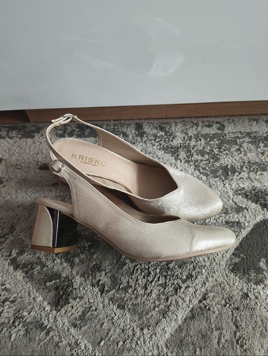 Buty damskie 39 złote Krisko