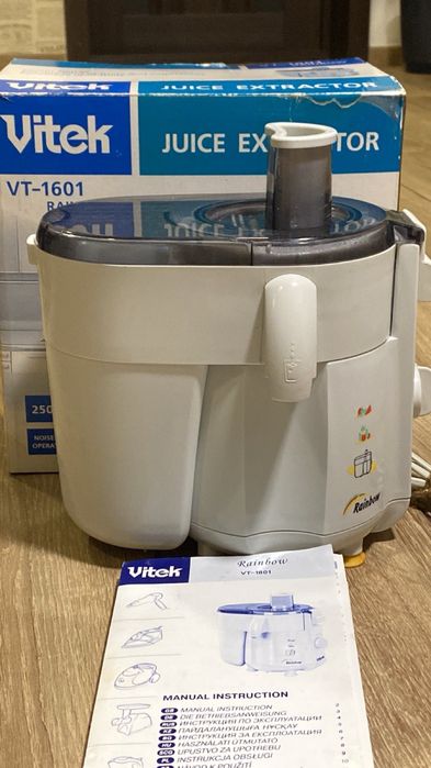 Соковіджималка Vitek VT-1601 Rainbow