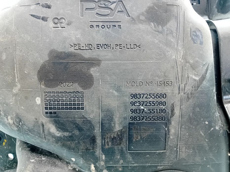 Depósito combustível CITROËN C4 III