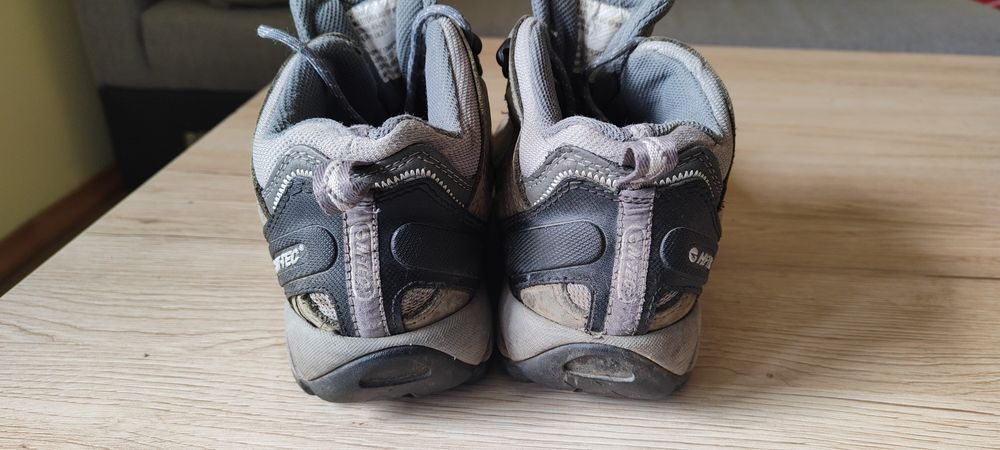 Buty trekkingowe Hi-Tec rozmiar 40 wodo odporne!