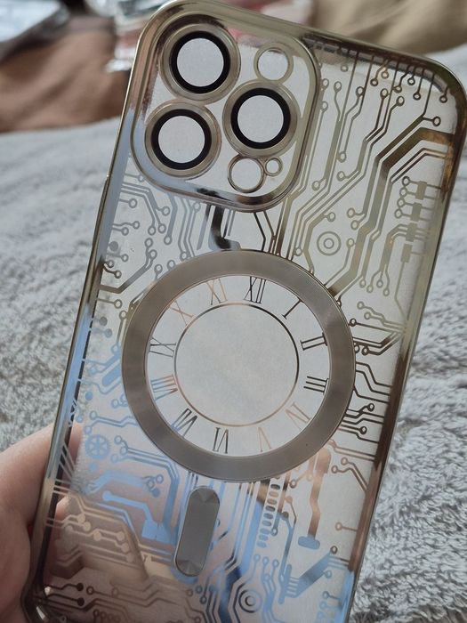 чохол на iPhone 13 pro max