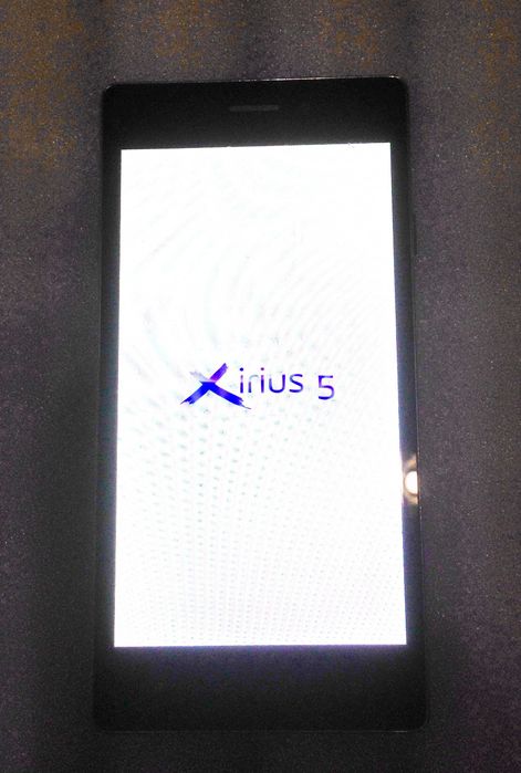 Мобильный телефон Avenzo Xirius 5