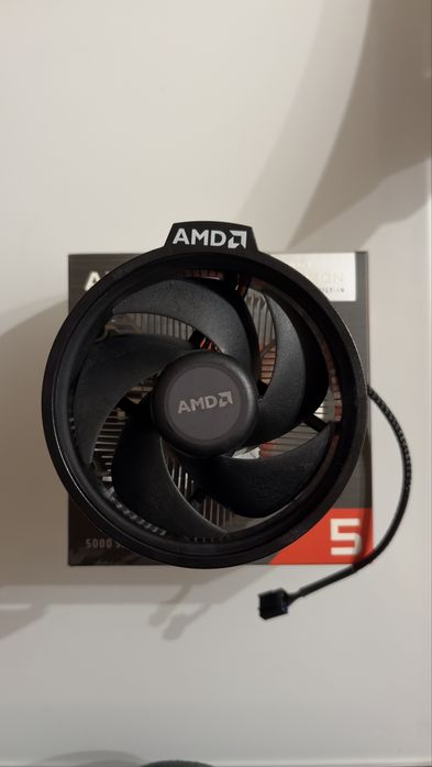 Cooler Stock AMD Ryzen (Wraith Stealth) – Ryzen 5 5600GT