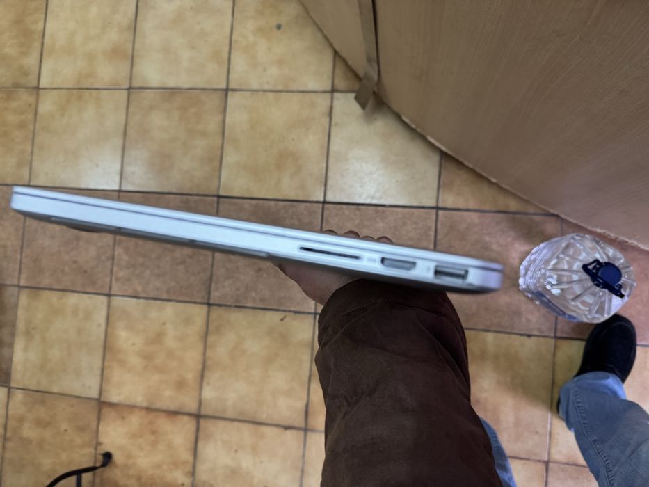 Vendo Macbook Pro como novo c/ garantia