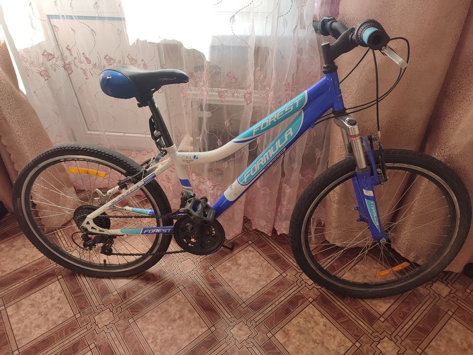 Продам спортивный велосипед.