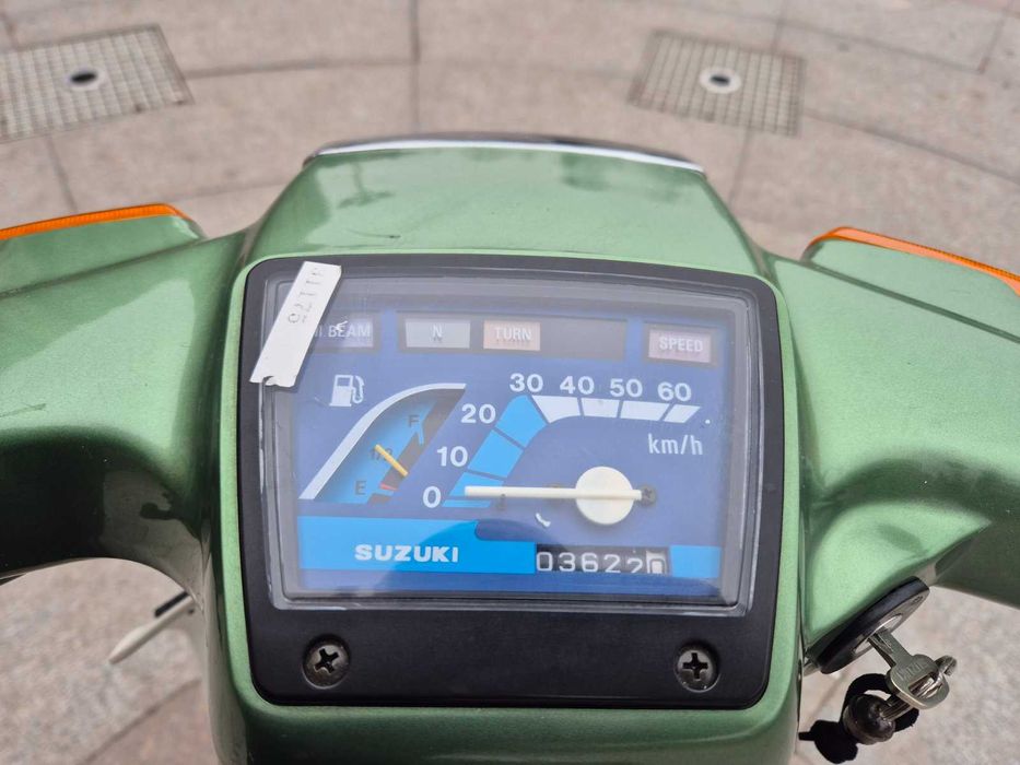 Suzuki Birdie super Deluxe мопед, сутер 50куб. без пробігу