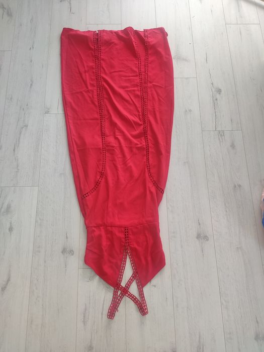 Czerwona sukienka maxi 34