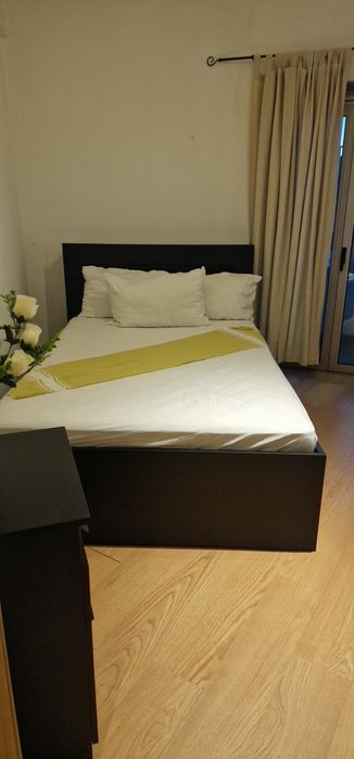 Alugo quartos de casal 600 na Amadora