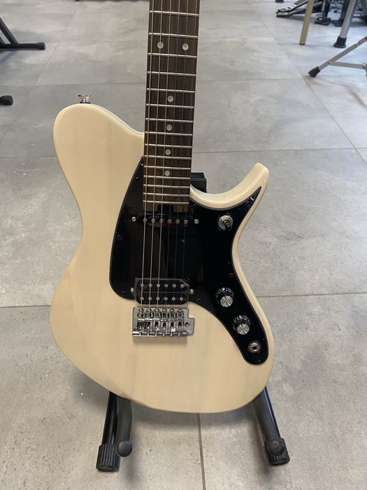 Gitara elektryczna Aria Pro ||