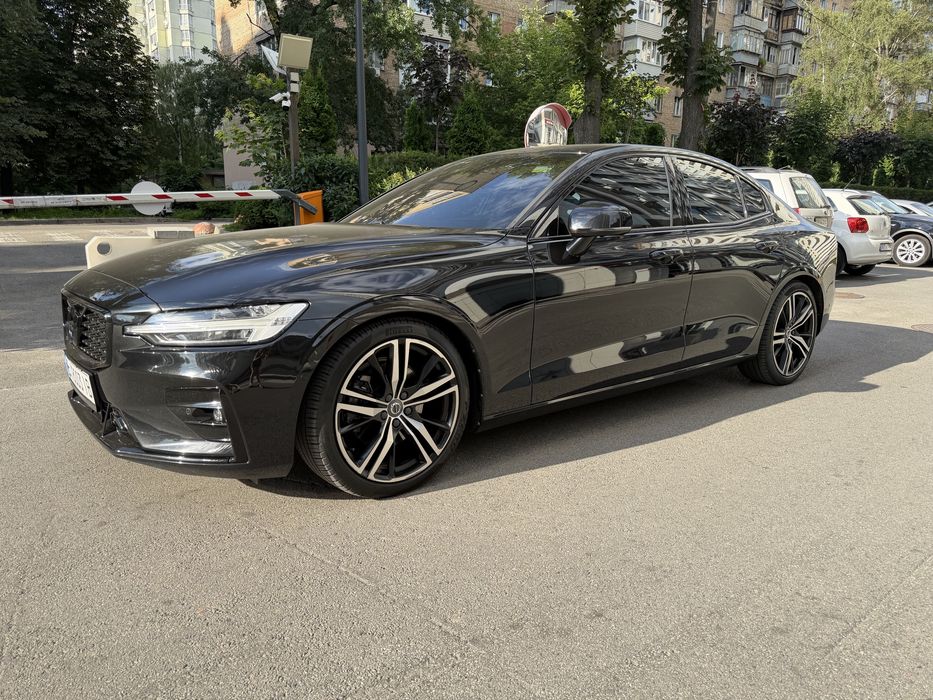 Продам власний Volvo S60 T5 Polestar Edition 2020 рік