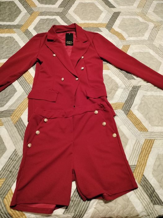 Conjunto calção+blazer bordô tam.S/M