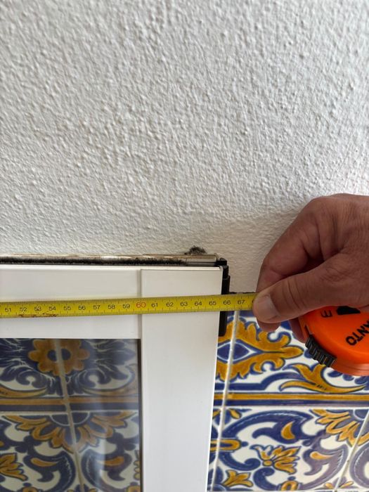 Janela de correr de alumínio branco