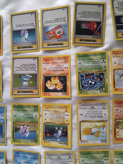 Lote de 34 cartas pokemon 1a edição portuguesa