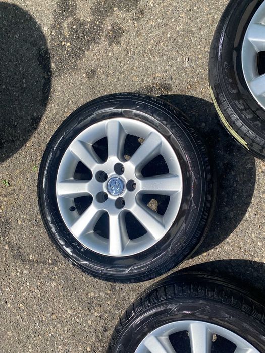TOYOTA felgi 16"