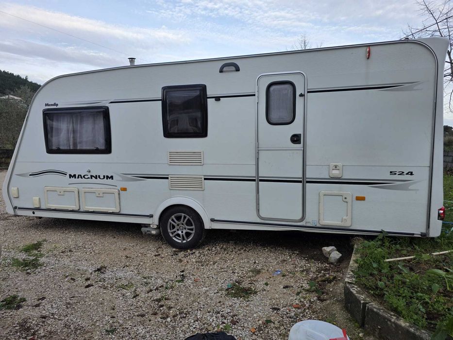 CARAVANA INGLESA COMPASS MAGNUM