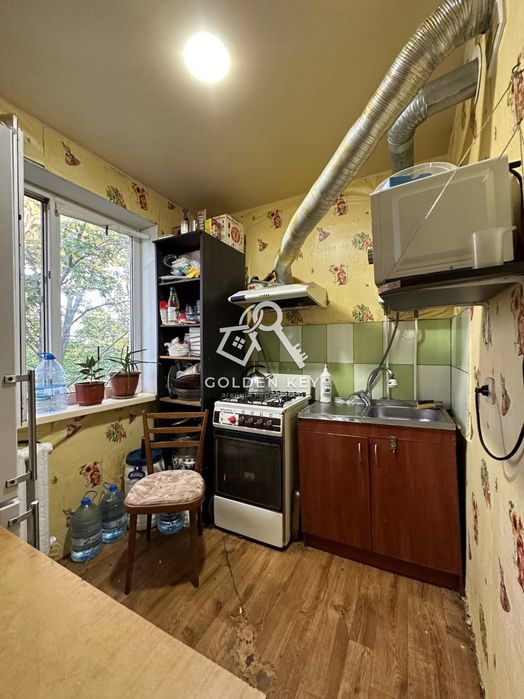 Продаж 2 кімнатної квартири на 16 міській лікарні