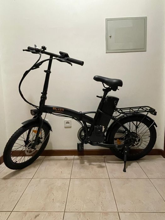 Bicicleta elétrica quase nova - SILVER Motion EIP30