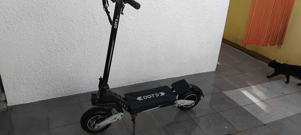 Trotinete elétrica todo o terreno OOTD-T10 - NOVA