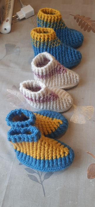 Носочки - чобітки в'язані на замовлення