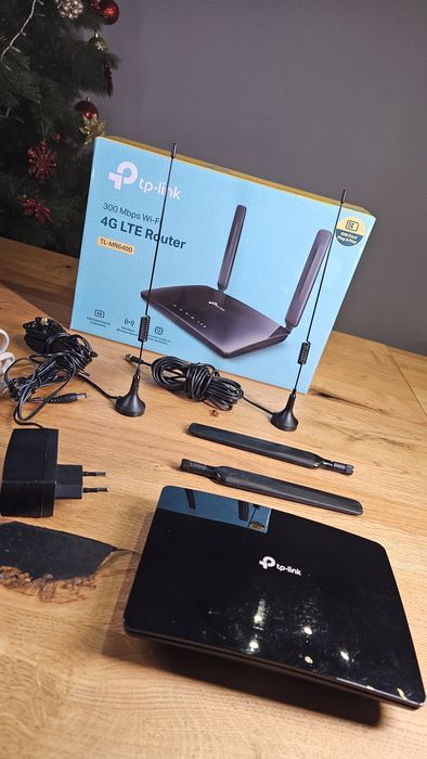 Router TP-Link TL-MR6400 SIM anteny zewnetrzne