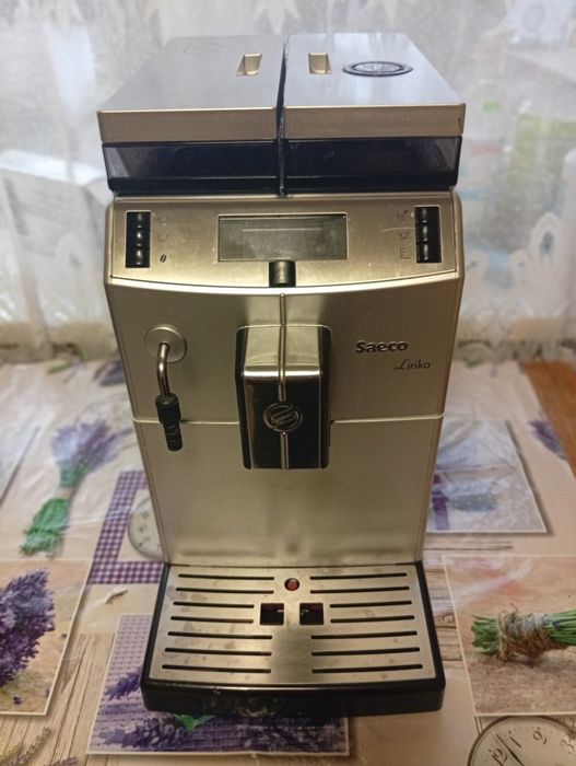 Продам б/у кавомашину