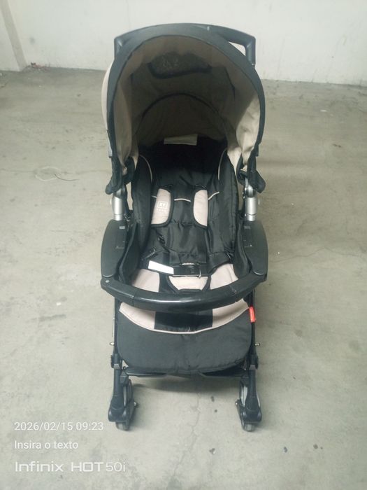 Carrinho de bebe trio da Zippy