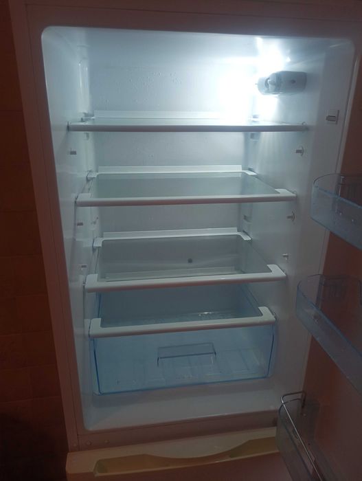 Frigorífico em bom estado