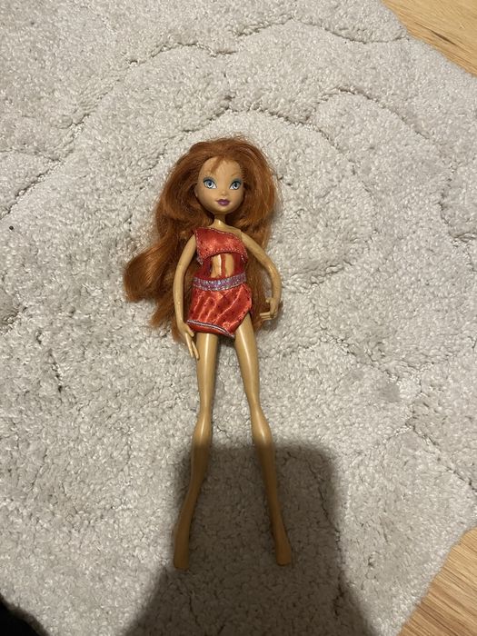 Lalka Winx Bloom