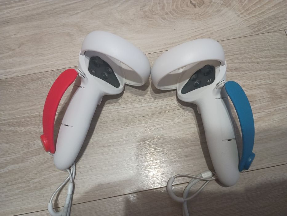 Oculus (Meta) Quest 2 + Bobovr M1 Plus + 2 Kontrolery z Gripami w stylu Valve Index + Kabel Link
