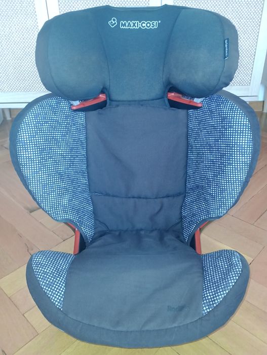 Fotelik samochodowy Maxi Cosi Rodifix 15-36 kg