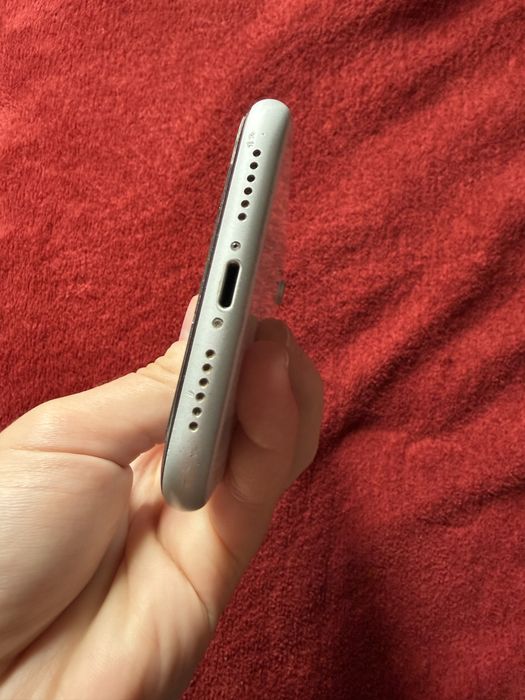 Айфон XR б/у iphone xr 64 гб RSIM