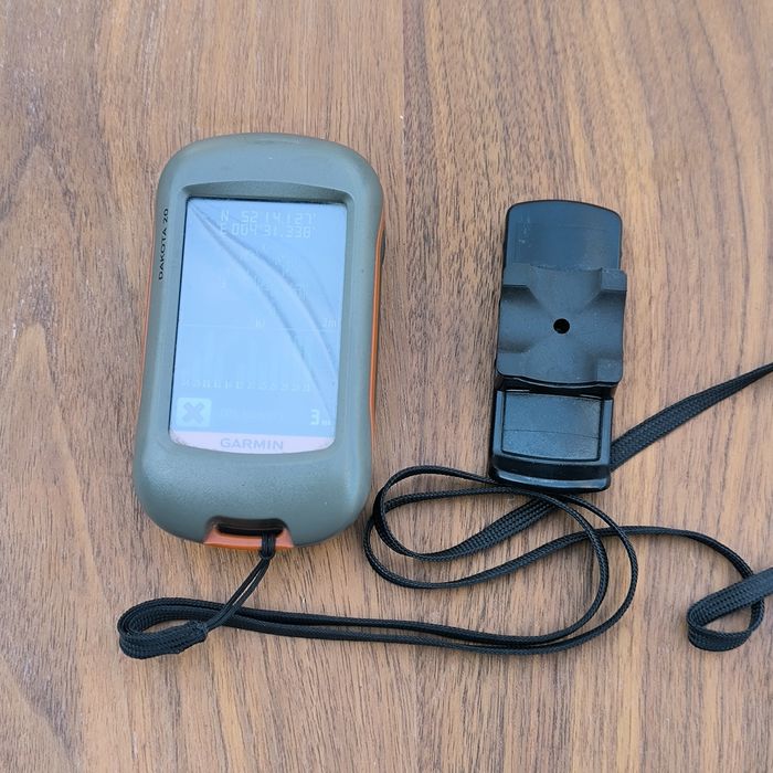 gps навигатор Garmin dakota 20. дакота  [гармин]