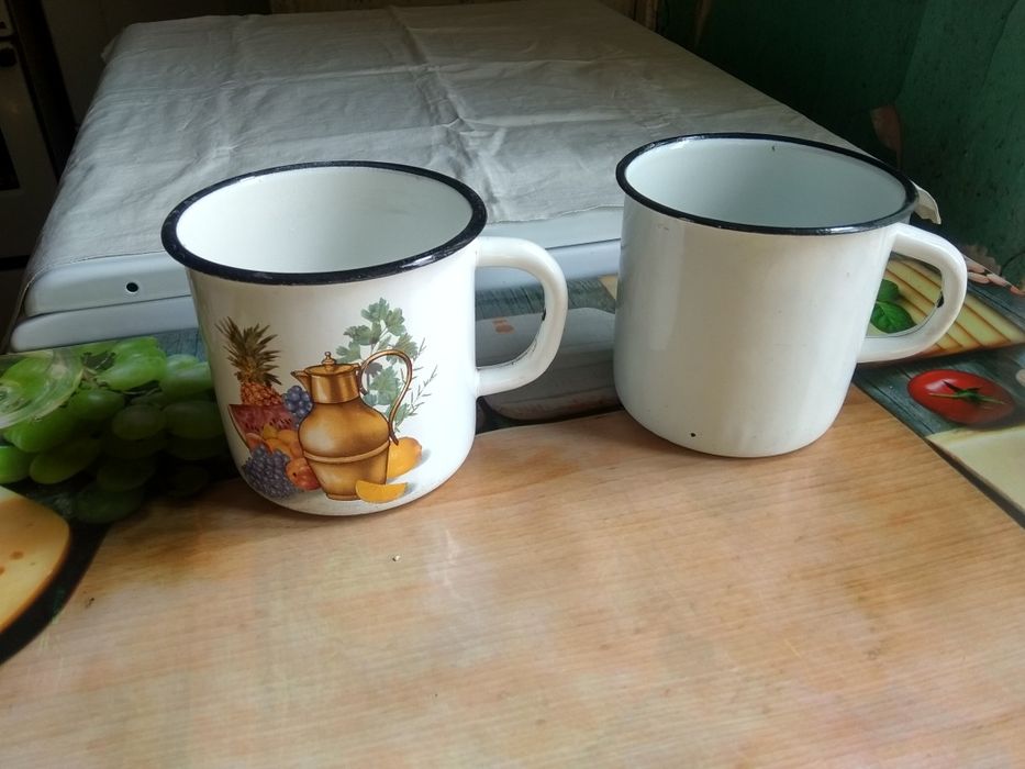 Кружки литровые эмалированные  бу