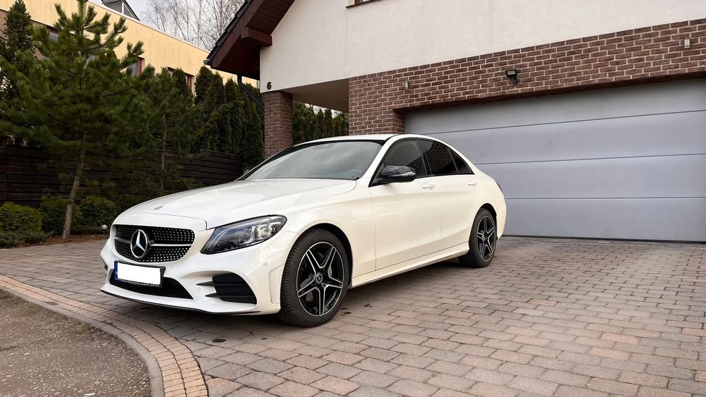 Mercedes-Benz Klasa C AMG Line - 1 właściciel