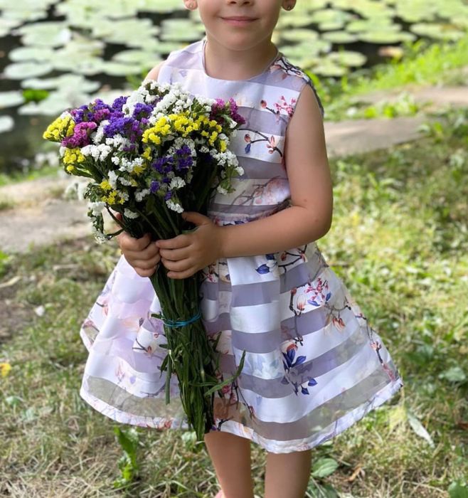 Сукня для дівчинки 104 розмір