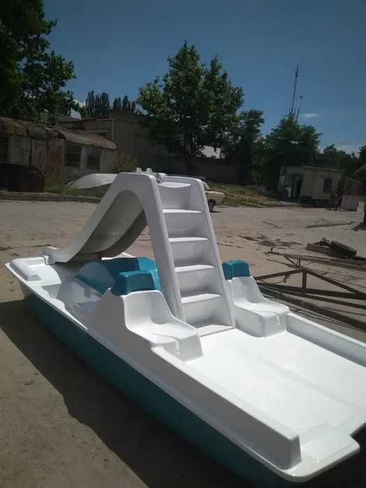 Водних велісипедів (катамарани) Fiesta 4 Б/У