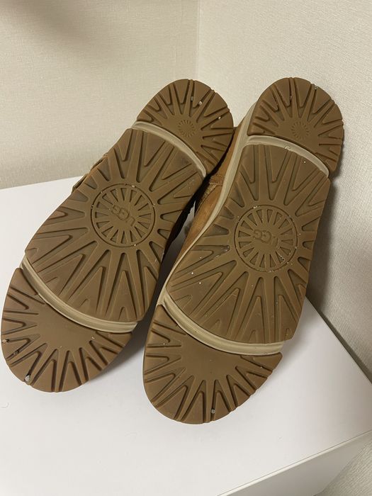 Теплі стилтні ugg 41