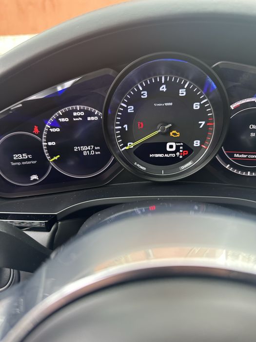 Porsche Cayenne — fotografia 5