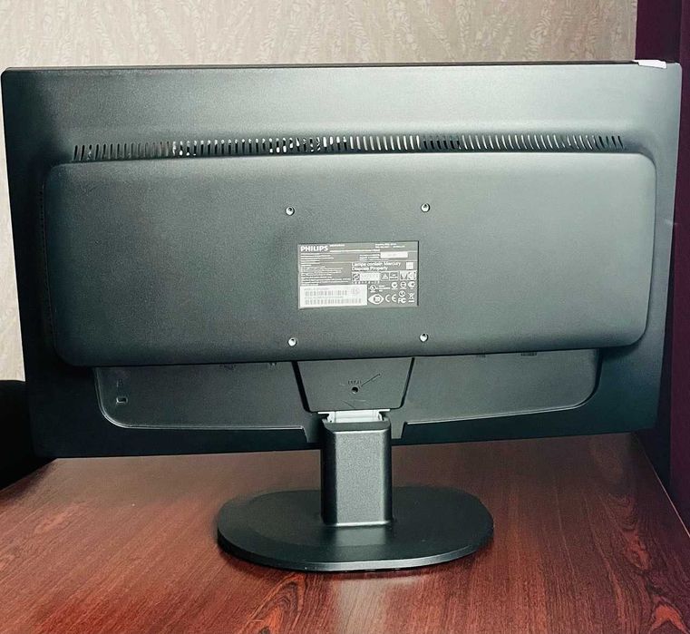 Монитор PHILIPS model ID: 221V2AB/01 черный