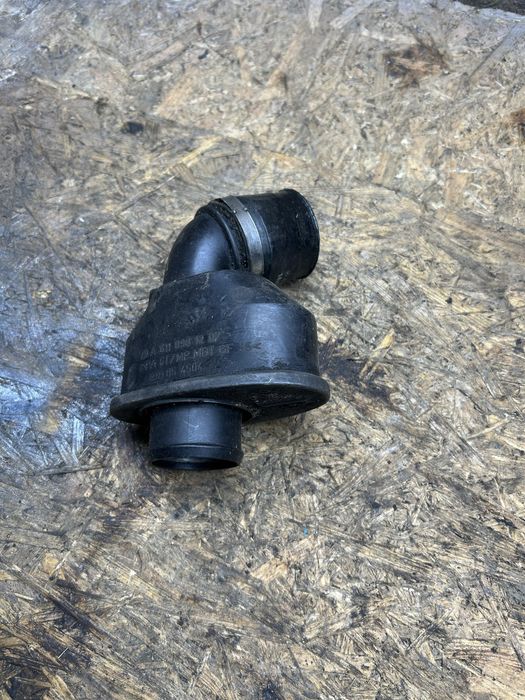 Патрубок турбіни Мерседес Mercedes E-Class A6110981607