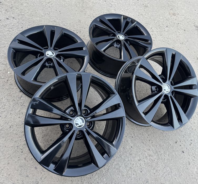 Skoda Octavia R18 диски оригінальні