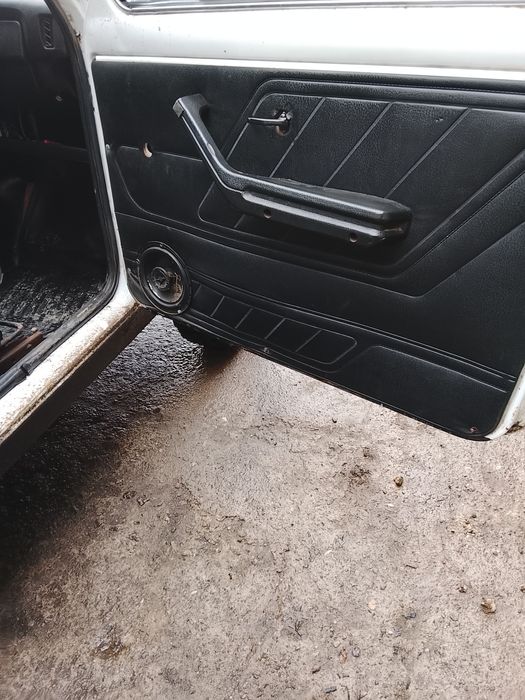 Продам Нива 21213