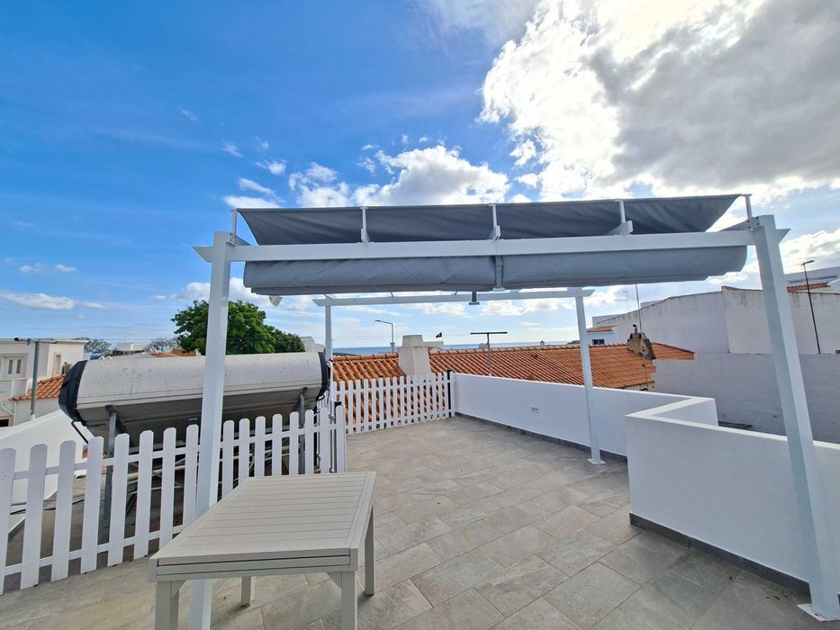 Férias | Moradia V2 | 150m da Praia | Baixa de Albufeira